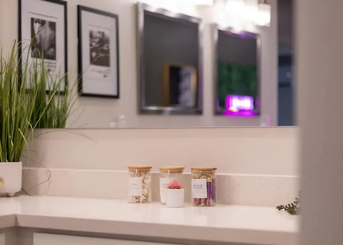 The Glow-up House - Pool Glam Phoenix