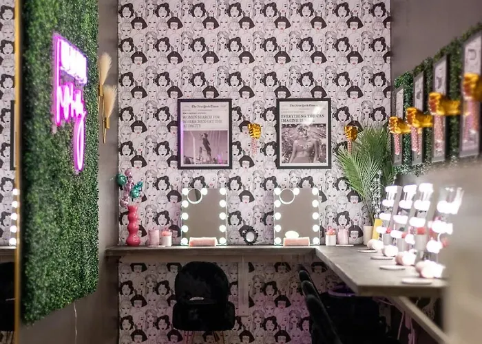 The Glow-up House - Pool Glam Phoenix