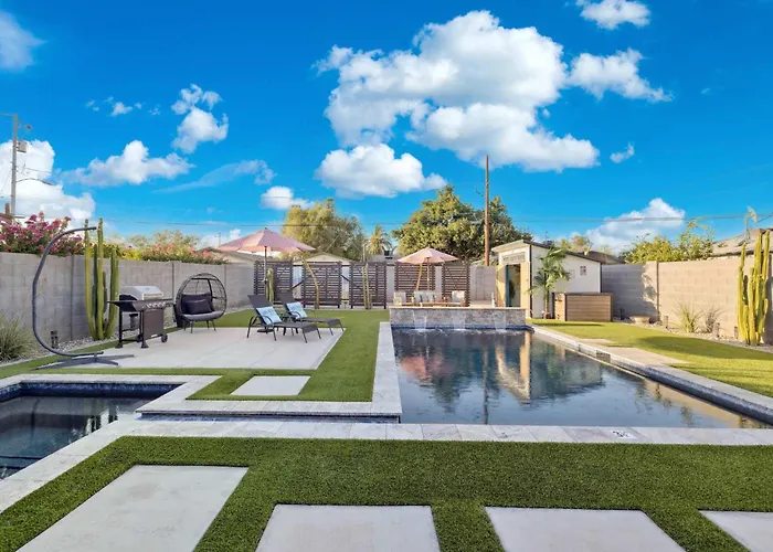 The Glow-up House - Pool Glam Phoenix